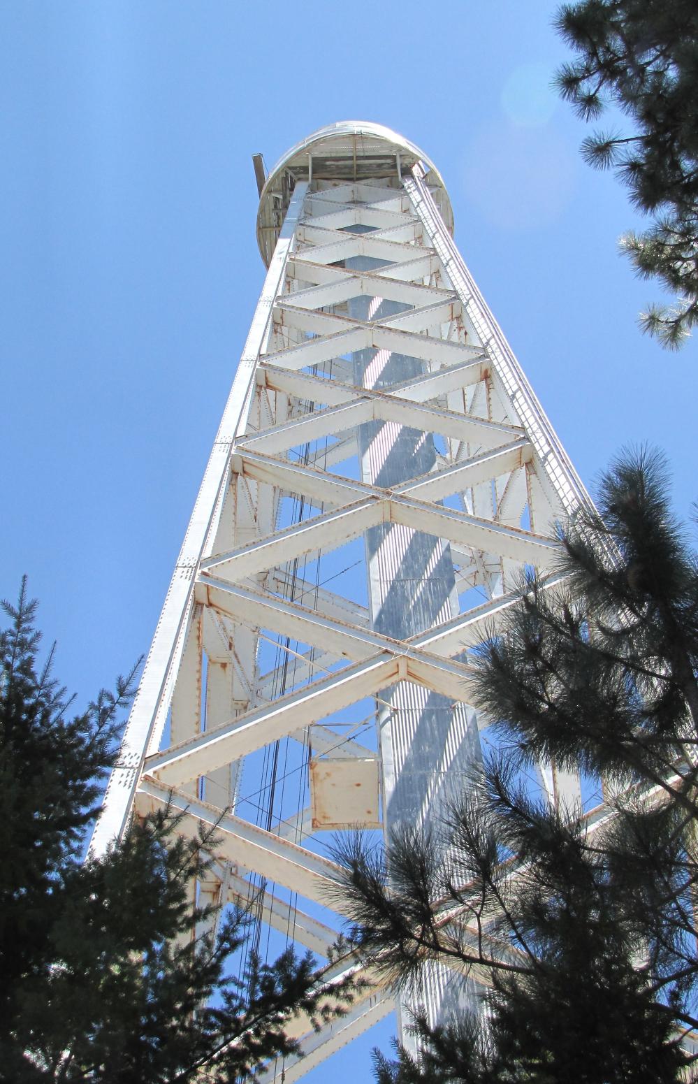 150-foot (46m) Solar Tower (1912) (CC3, Davefoc)