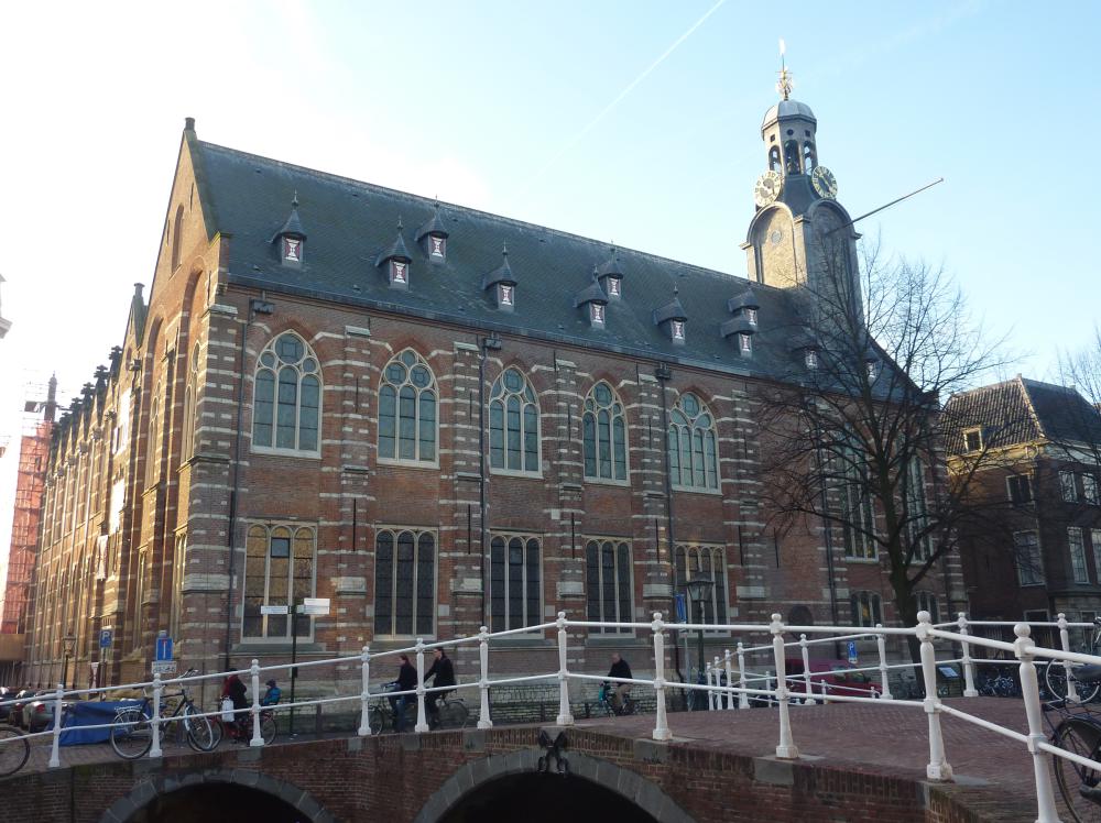 Academy Observatory Leiden is used as university c