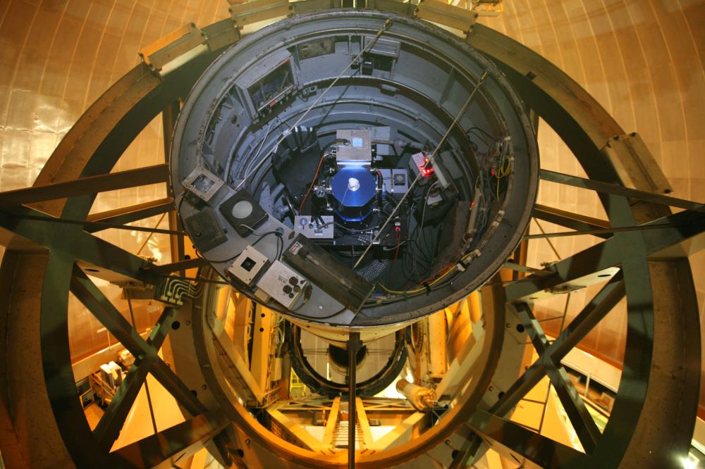 200-inch-prime focus elevator to cage (2009), in t