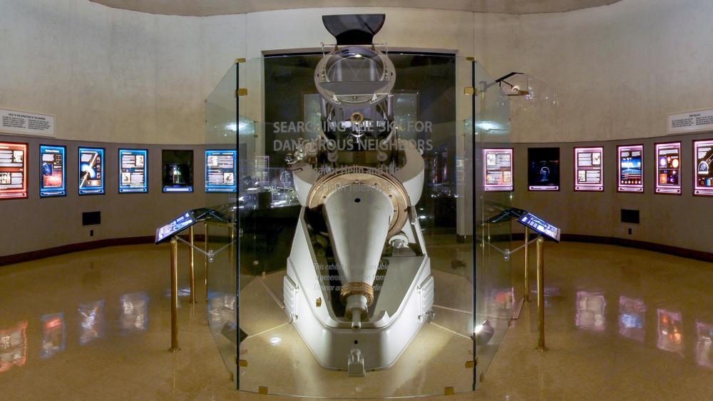 Museum Panorama with 18-inch Schmidt Telescope, He
