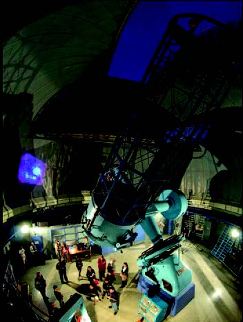 Star gazing for the public with the 75-inch-Reflec