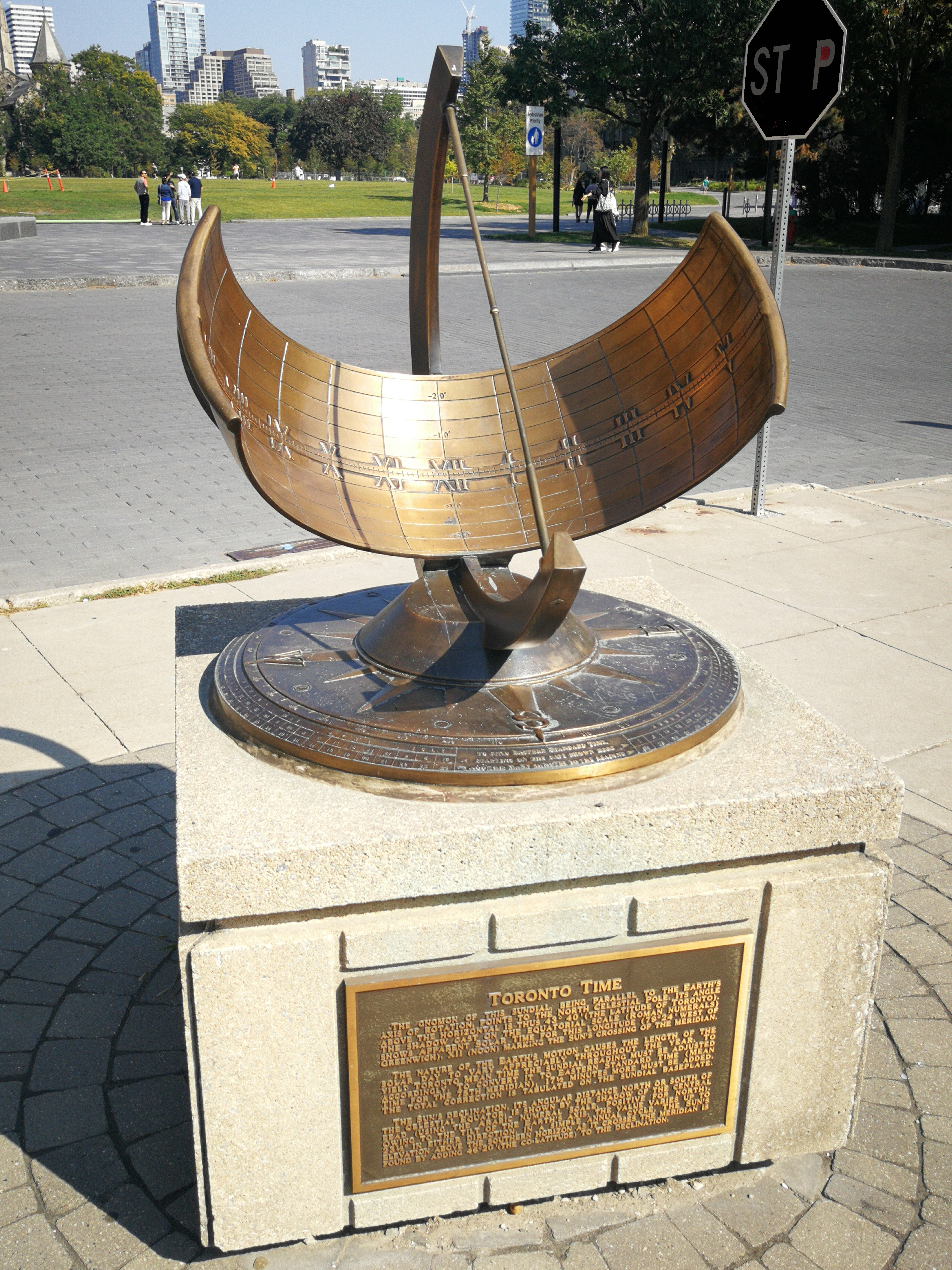 Sundial Toronto (Photo: Gudrun Wolfschmidt)